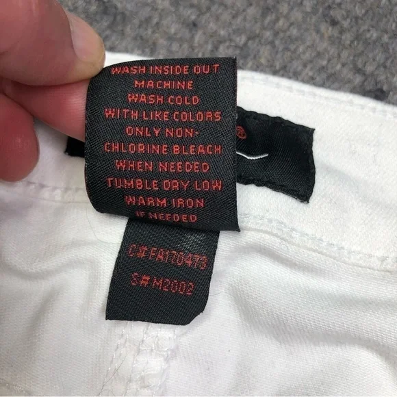 Earl Jeans white denim shorts stretch floral embroidery 12